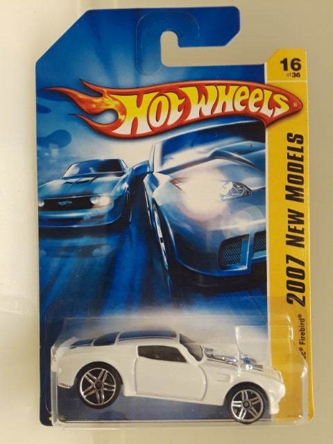 2007 Hot Wheels #16 New Models 16/36 '70 PONTIAC FIREBIRD White Varia w/Scum Bum